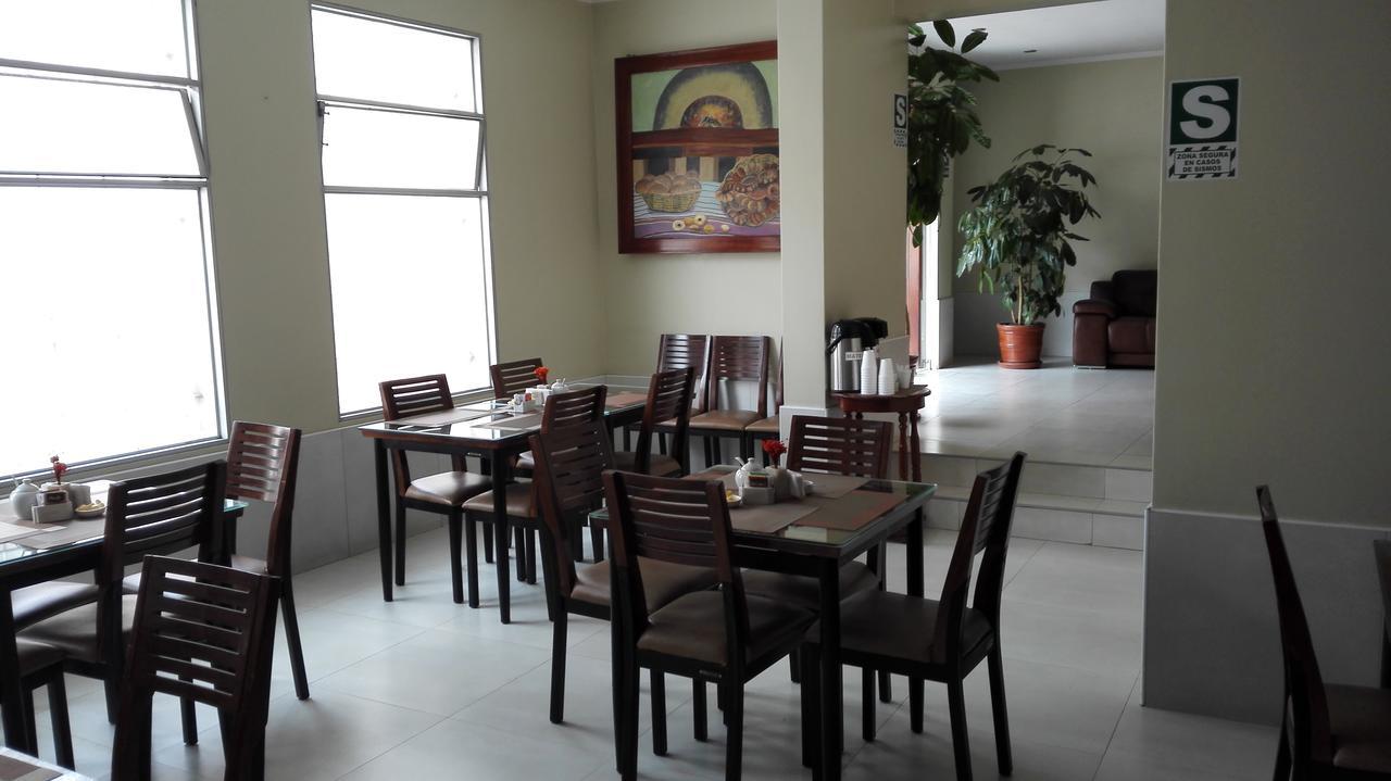 Hotel Rivera Ayacucho Exteriör bild