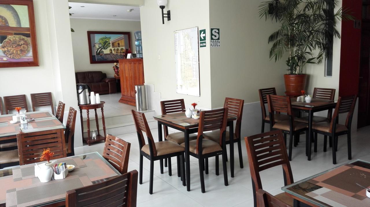 Hotel Rivera Ayacucho Exteriör bild